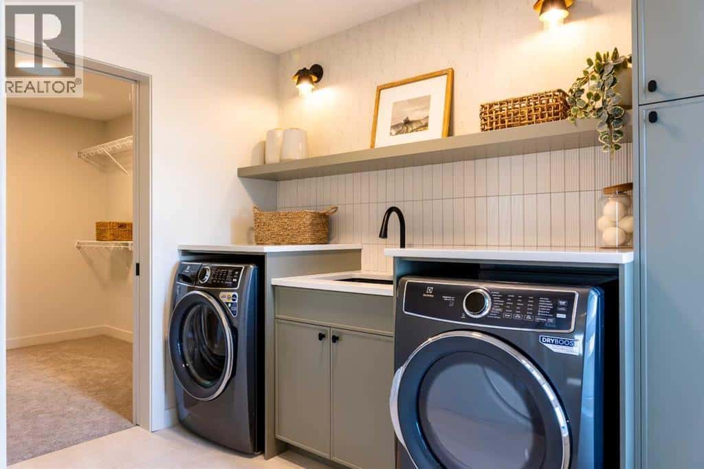 680 Devonia Road W — Lethbridge, Alberta - Photo 3 of 40