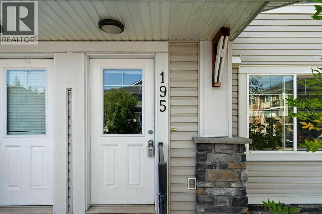 195, 300 MARINA Drive — Chestermere, Alberta - Photo 3 of 27