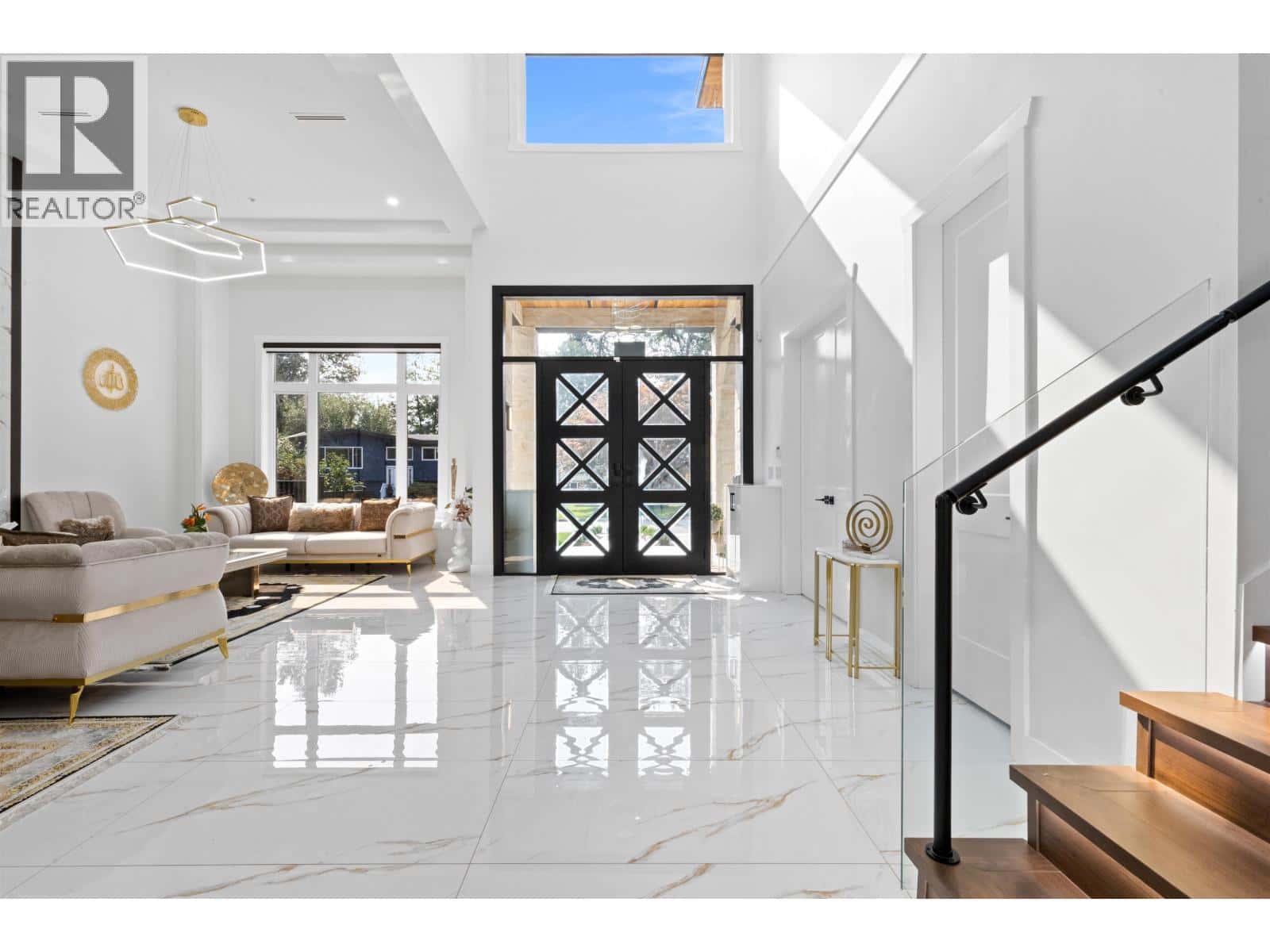 1421 BARBERRY DRIVE — Port Coquitlam, British Columbia - Photo 3 of 39