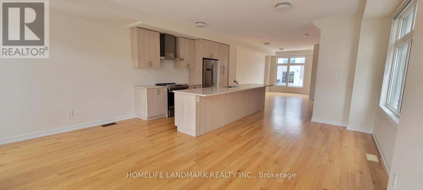 2514 CASTLEGATE CROSSING — Pickering (Duffin Heights), Ontario - Photo 3 of 26