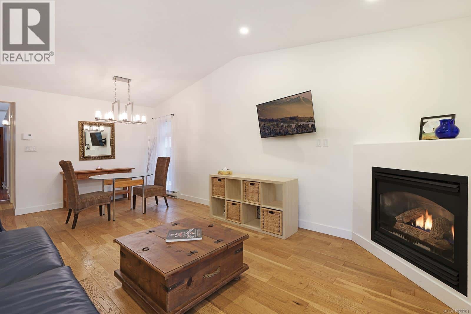 A 274 Nim Nim Pl — Courtenay, British Columbia - Photo 3 of 18