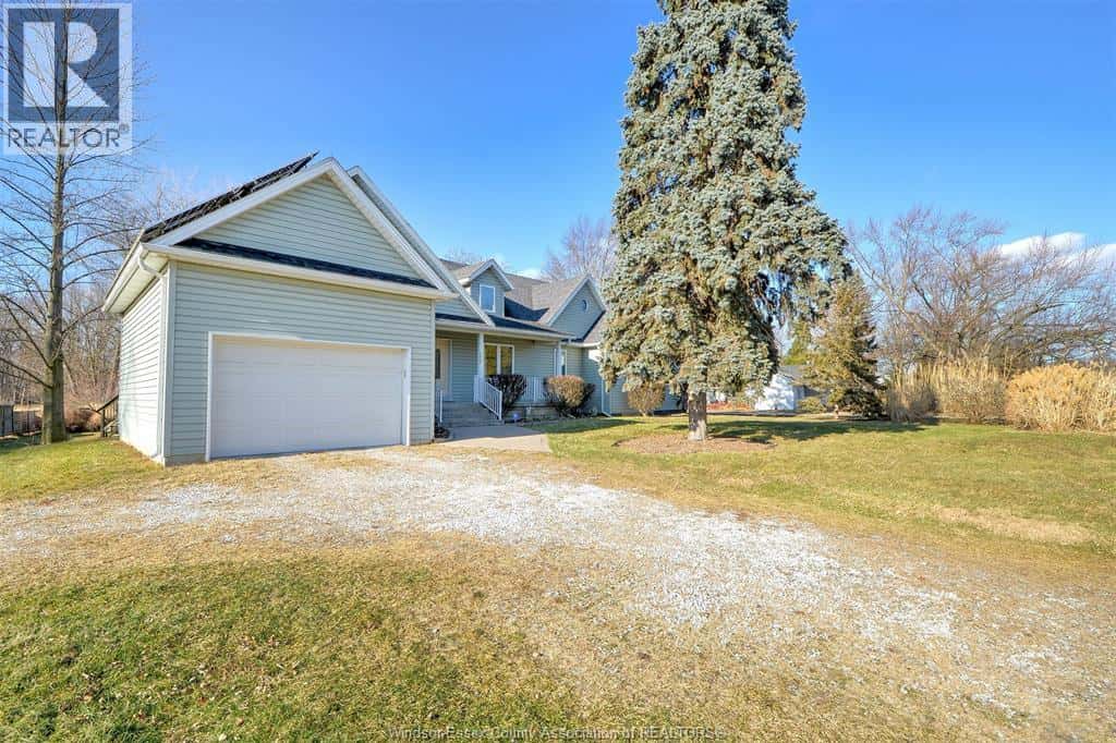 5440 Malden — Windsor, Ontario - Photo 3 of 50