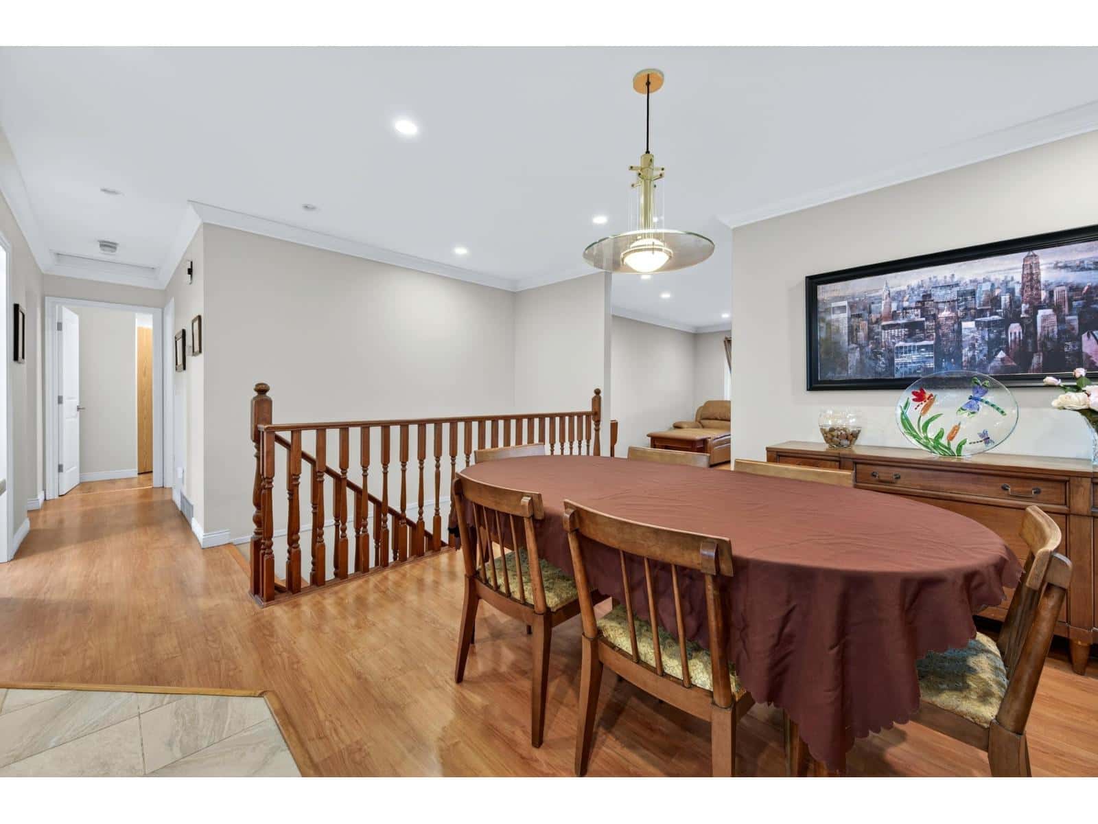 10014 156 STREET — Surrey, British Columbia - Photo 3 of 40