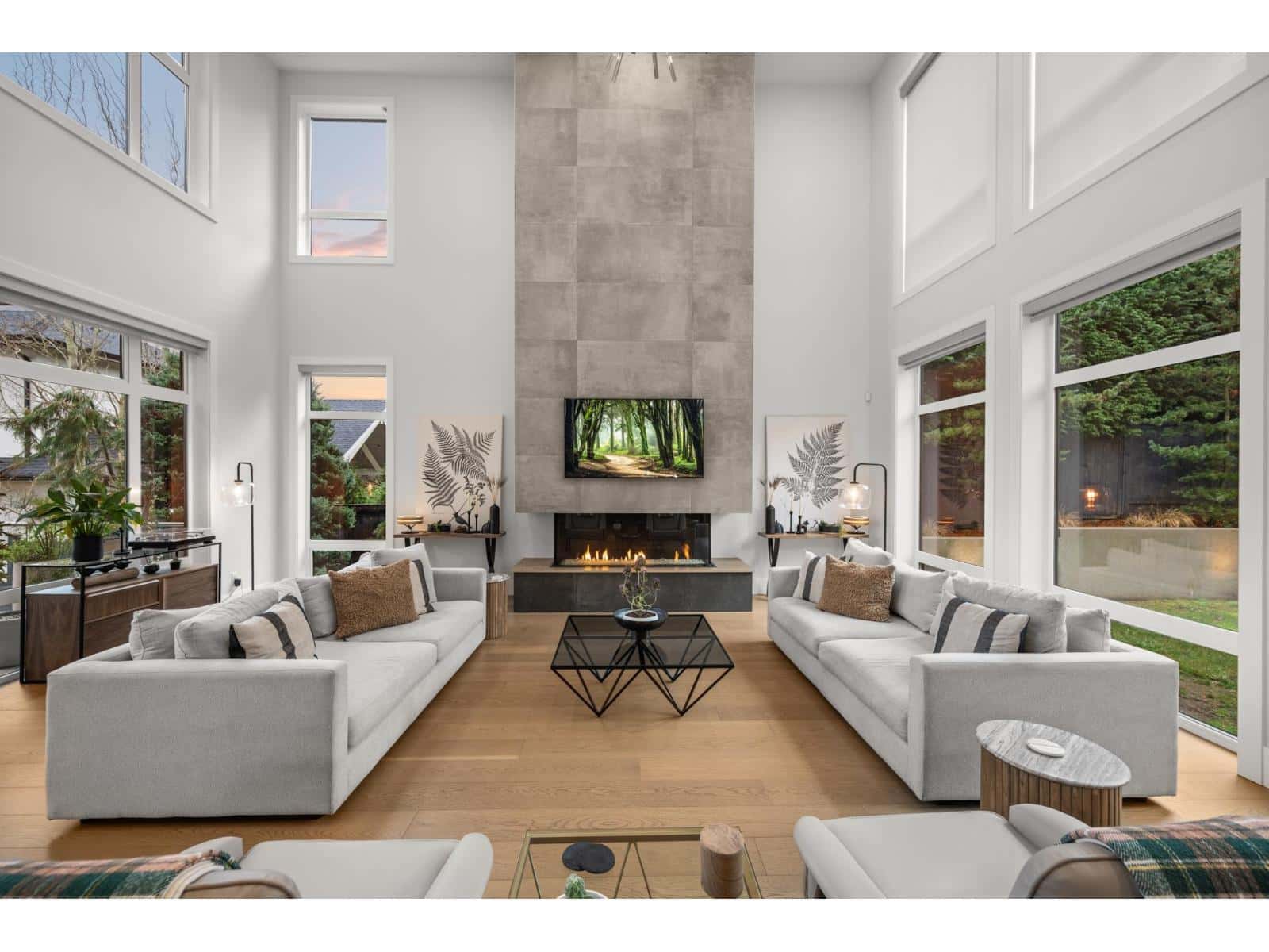 16728 MCNAIR DRIVE — Surrey, British Columbia - Photo 5 of 40