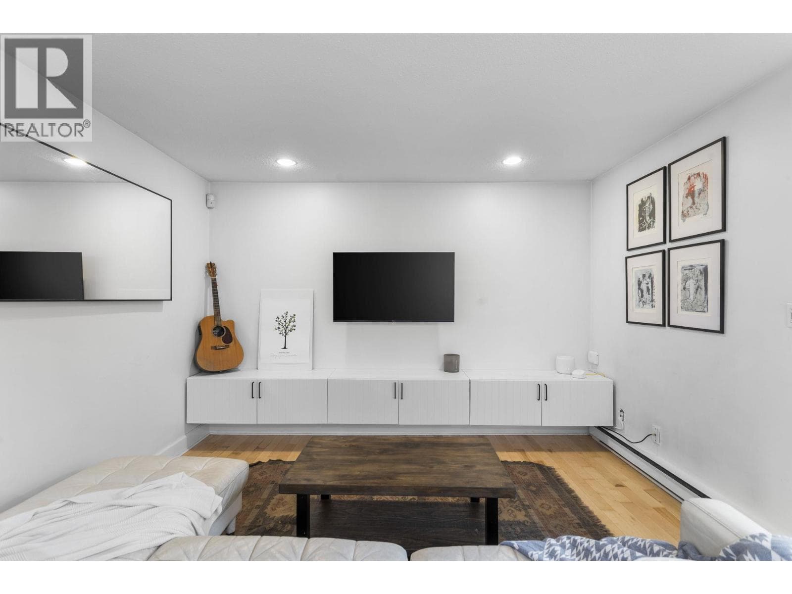 104 1045 W 8TH AVENUE — Vancouver, British Columbia - Main photo