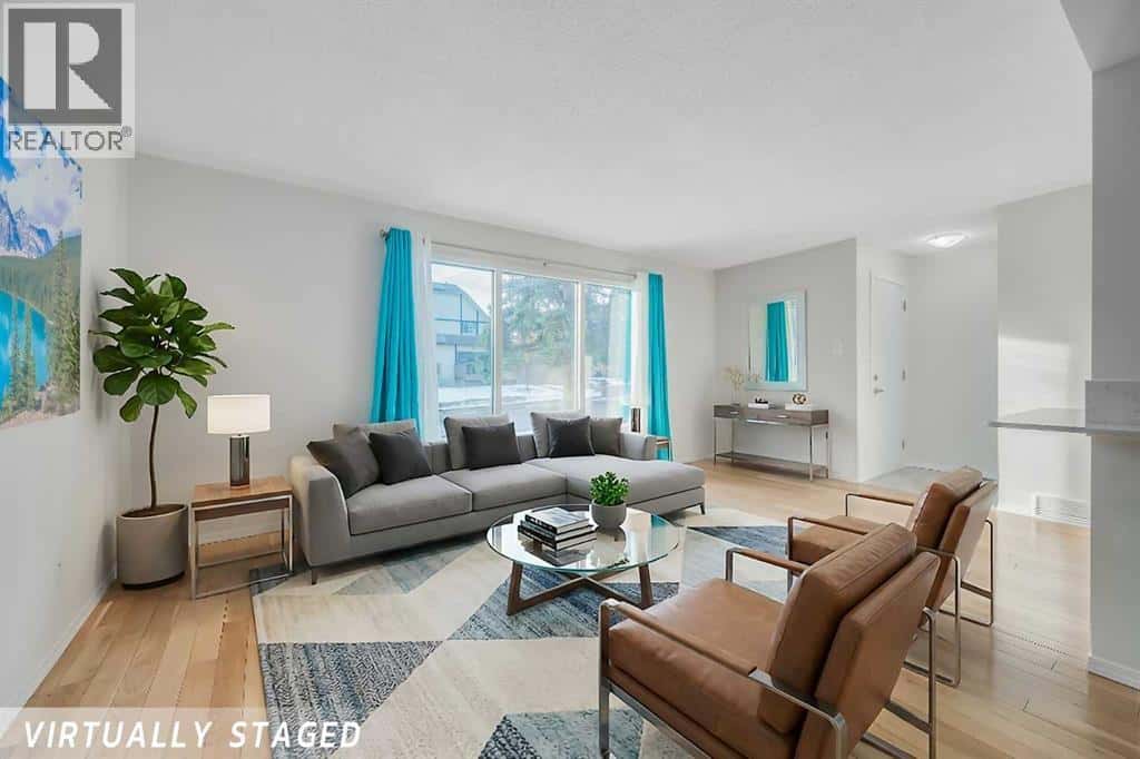 11155 Sacramento Drive SW — Calgary, Alberta - Photo 2 of 36