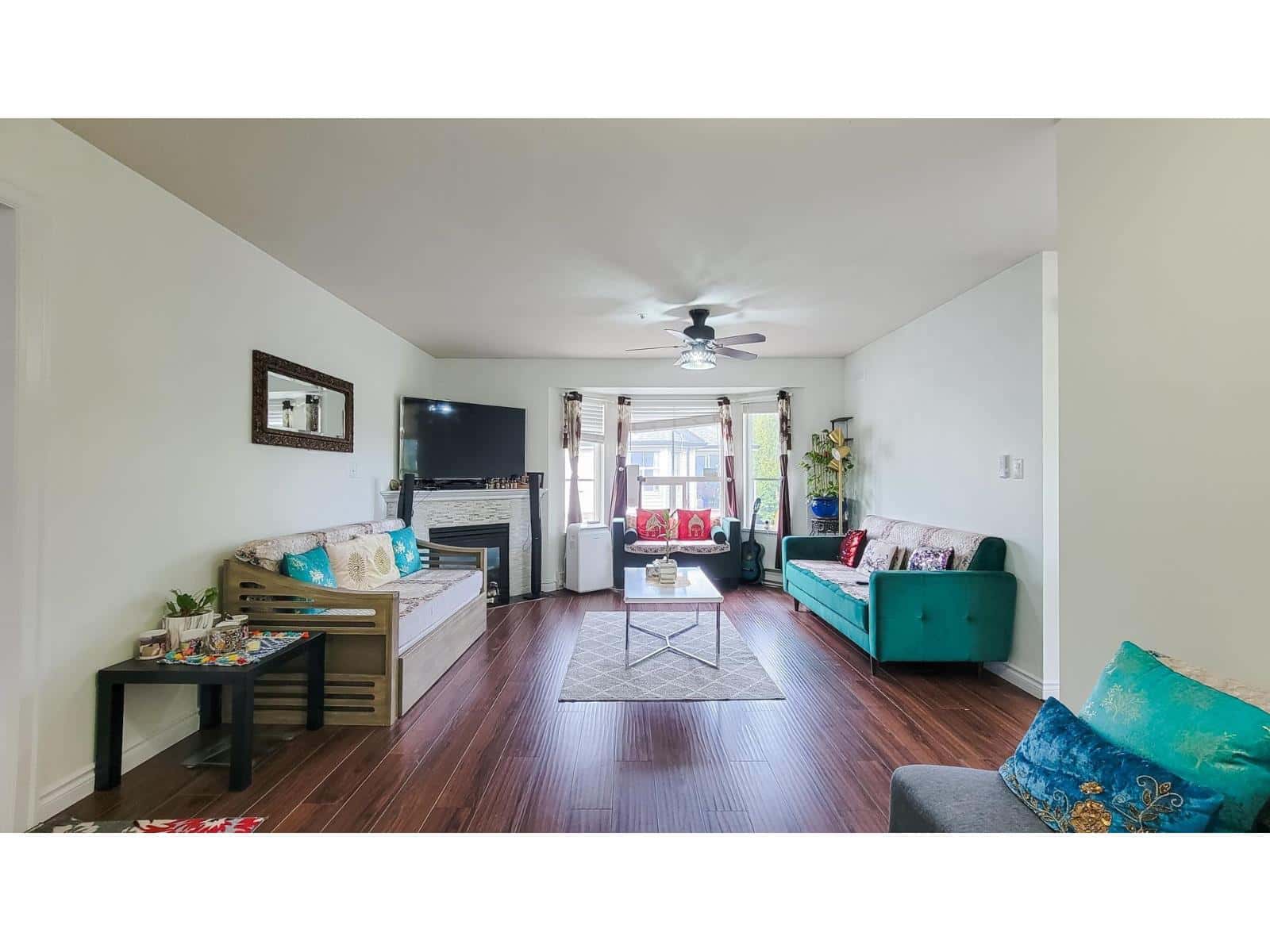 303 12769 72 AVENUE — Surrey, British Columbia - Photo 4 of 22