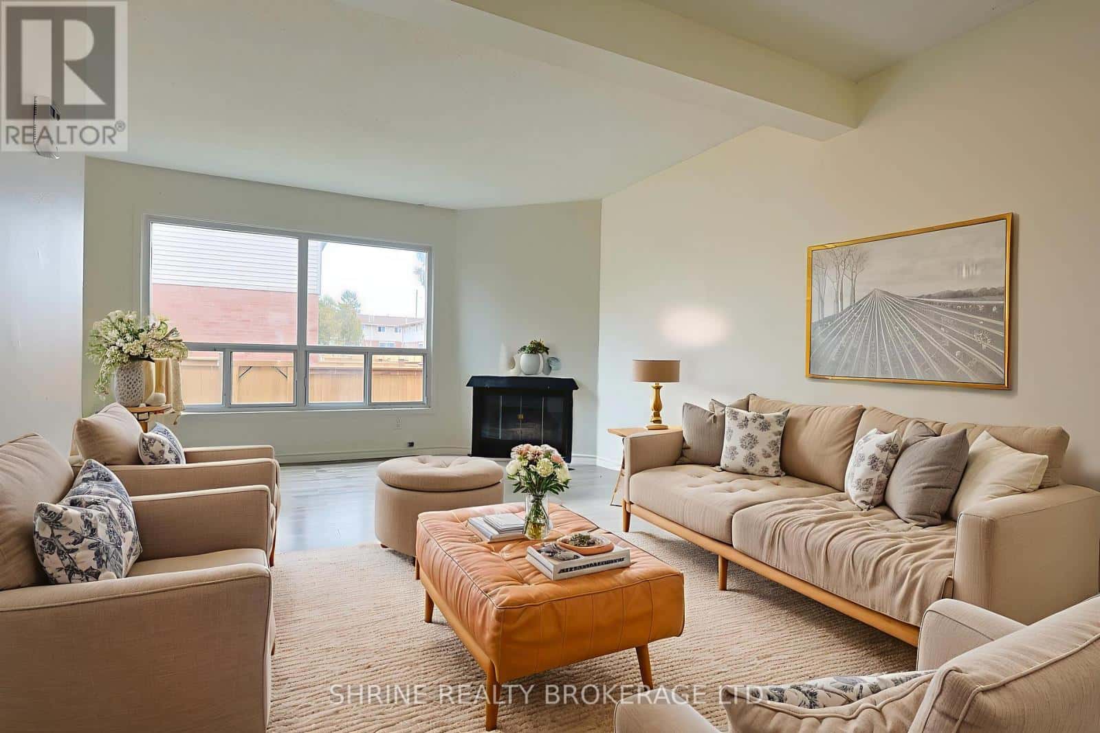 51 - 595 THIRD STREET — London East (East H), Ontario - Photo 2 of 35