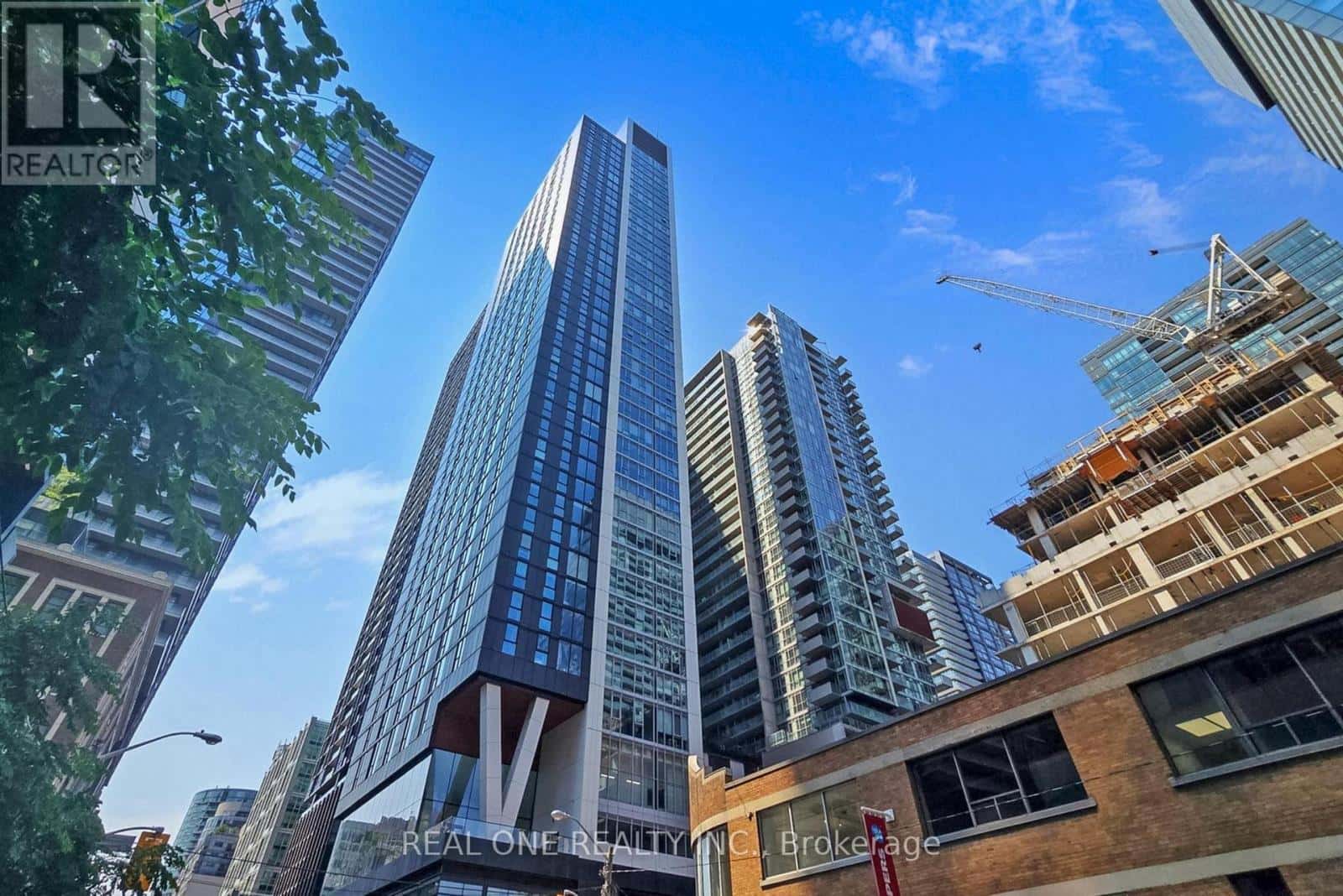 3401 - 357 KING STREET W — Toronto (Waterfront Communities), Ontario - Photo 2 of 41