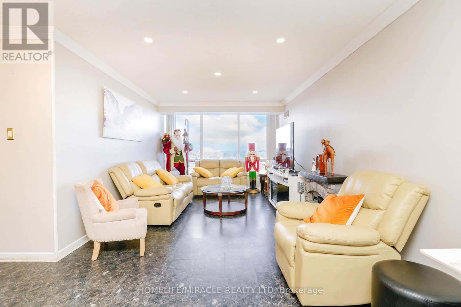 1705 - 26 HANOVER ROAD — Brampton (Queen Street Corridor), Ontario - Photo 3 of 37