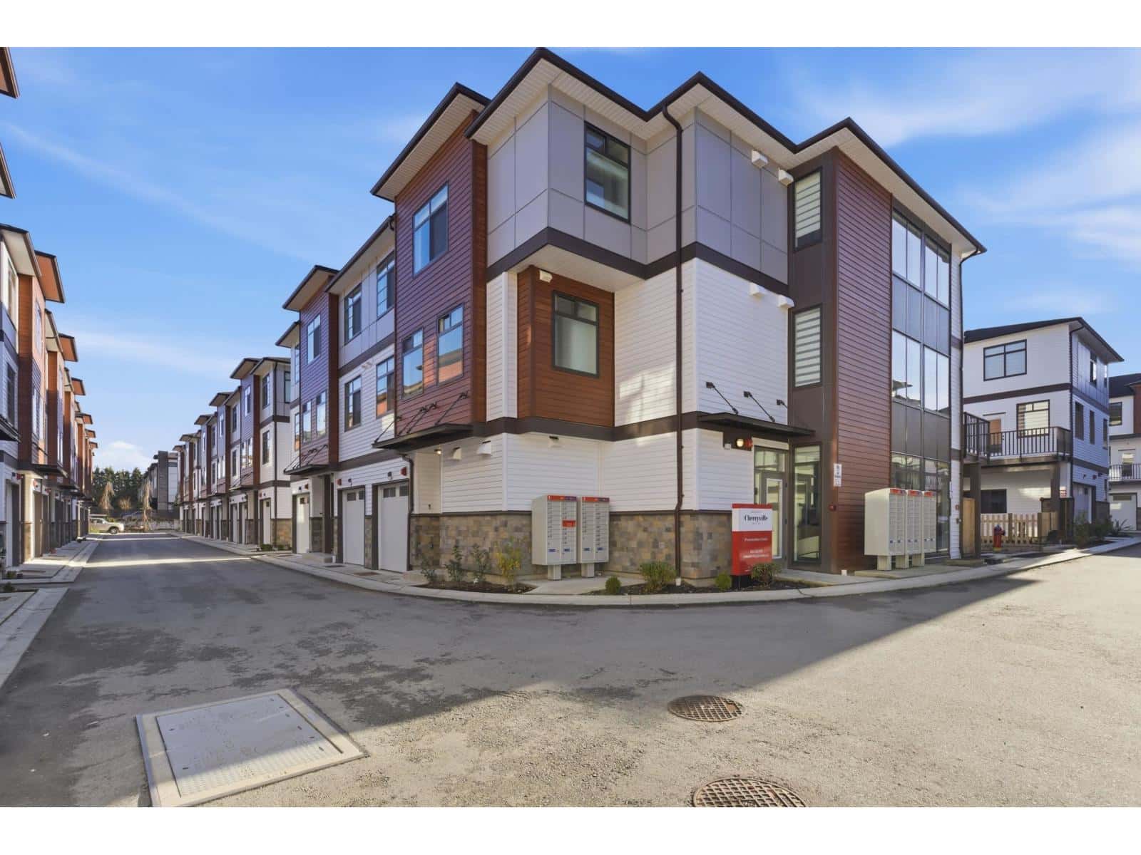 59 8430 NOTTMAN STREET — Mission, British Columbia - Photo 3 of 31