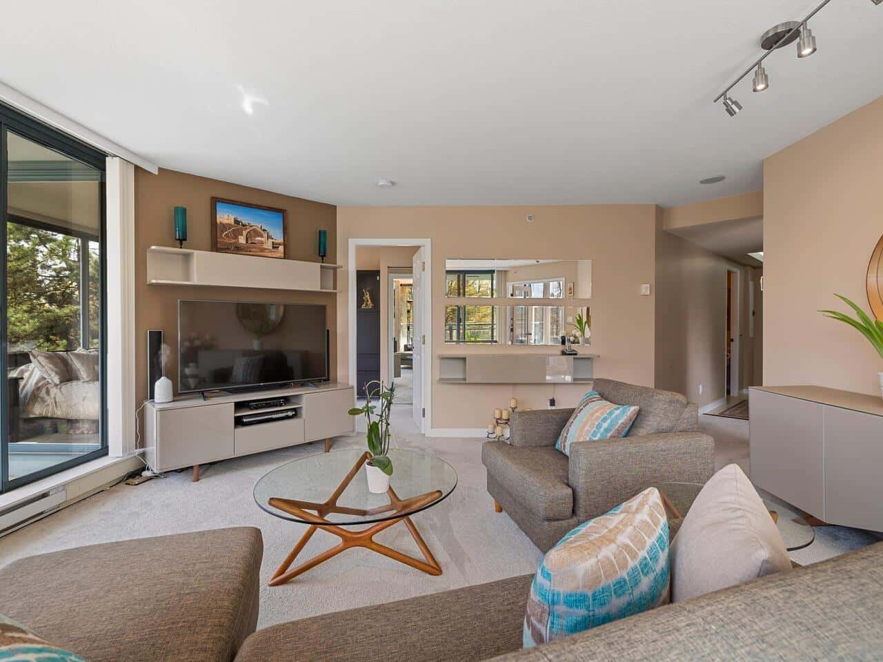 203 13353 108 AVENUE — Surrey, British Columbia - Photo 3 of 29