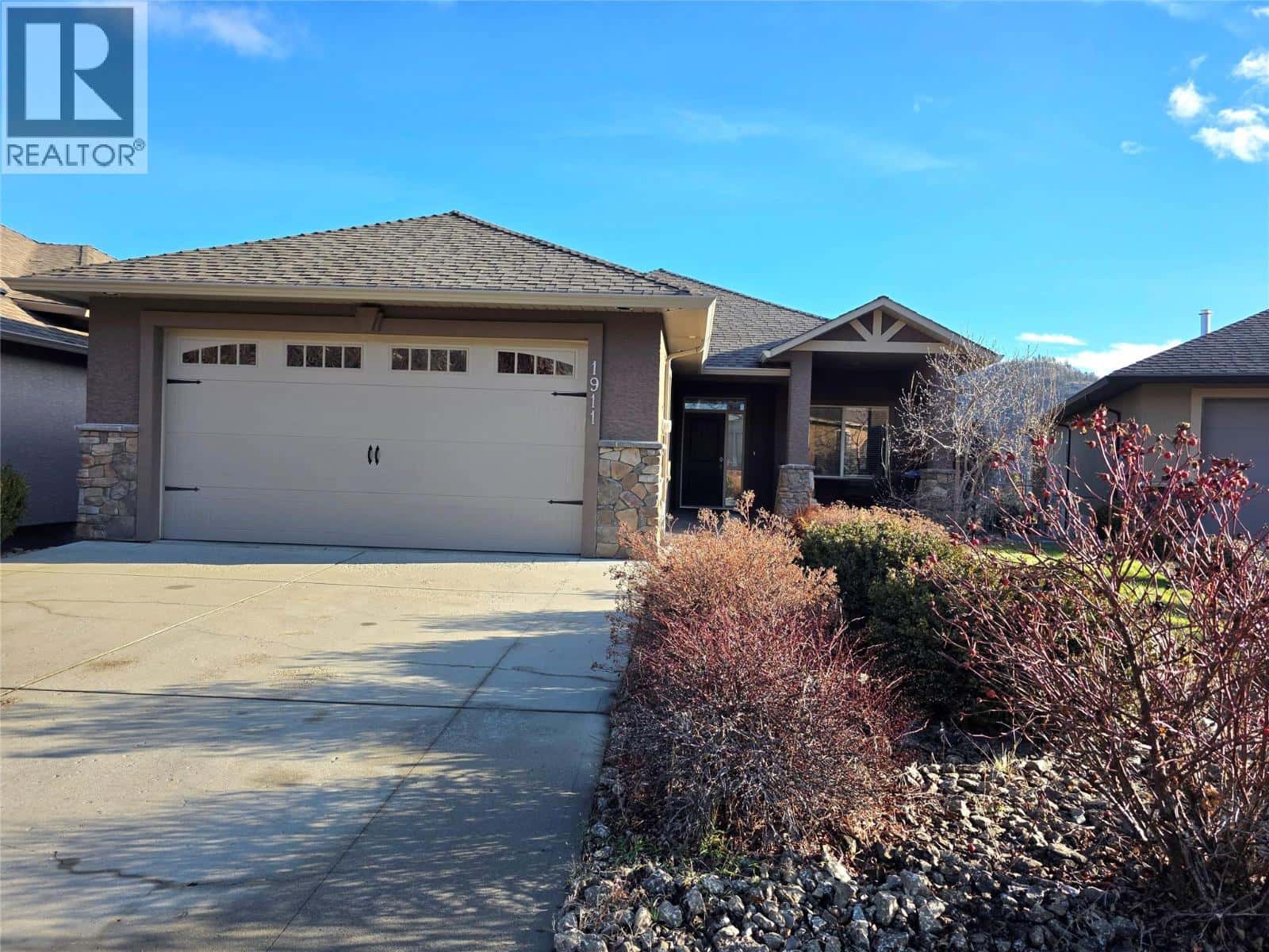 1911 Cornerstone Drive — West Kelowna, British Columbia - Photo 2 of 48