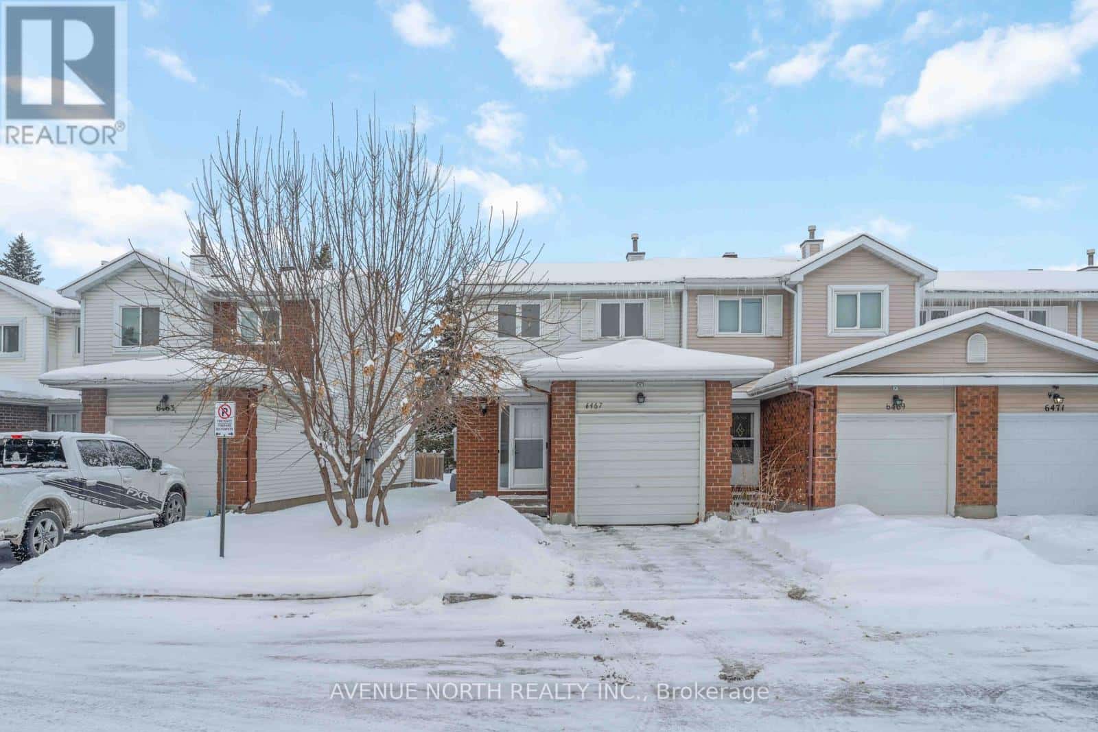 6467 NATALIE WAY — Ottawa, Ontario - Photo 2 of 31