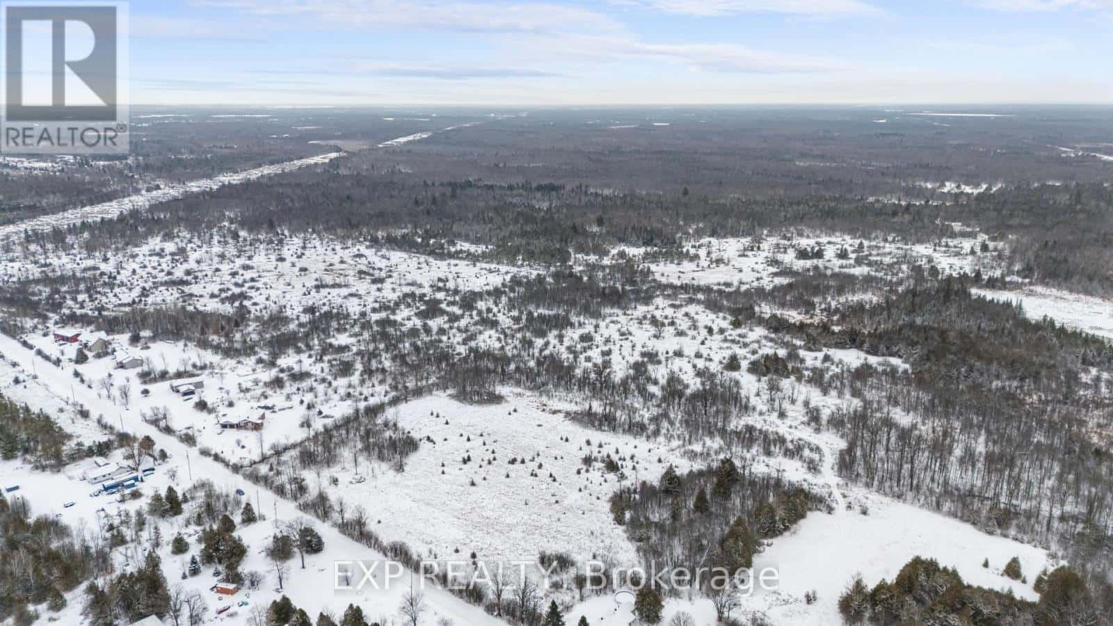 589 WEEDMARK ROAD — Smiths Falls, Ontario - Photo 2 of 13