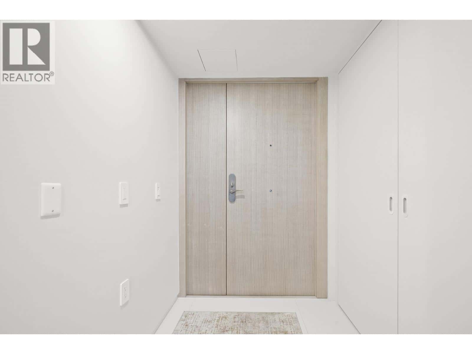 703 1033 NELSON STREET — Vancouver, British Columbia - Photo 3 of 39