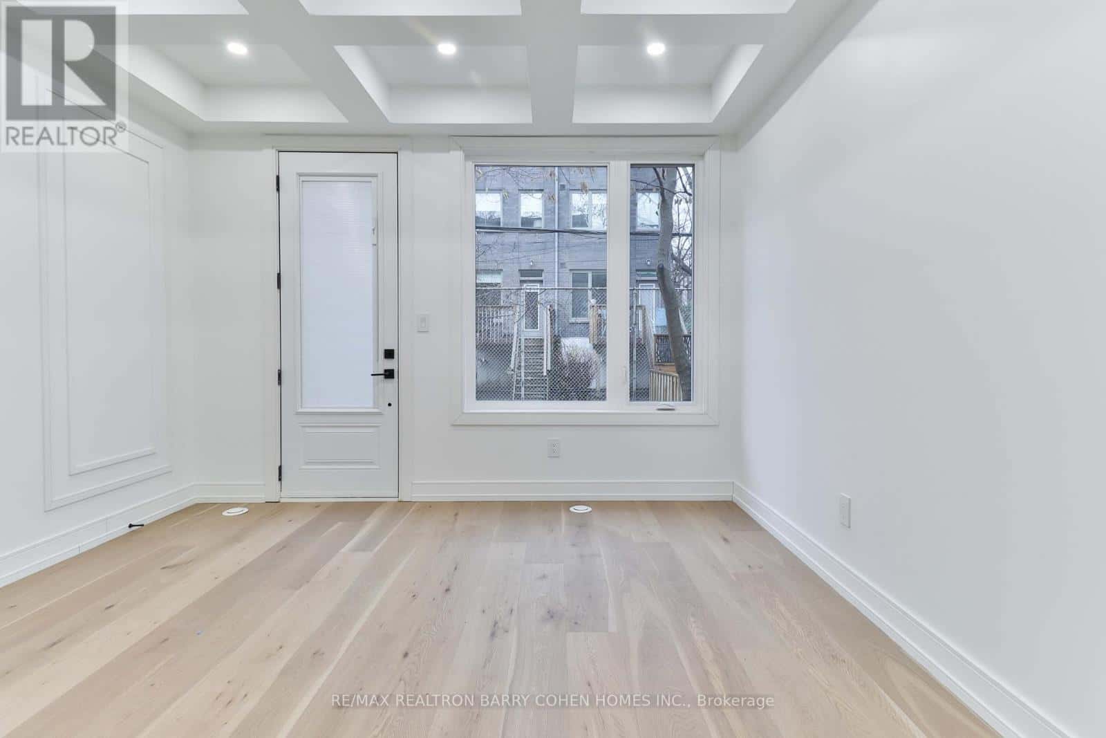 57 JONES AVENUE — Toronto (South Riverdale), Ontario - Photo 4 of 31