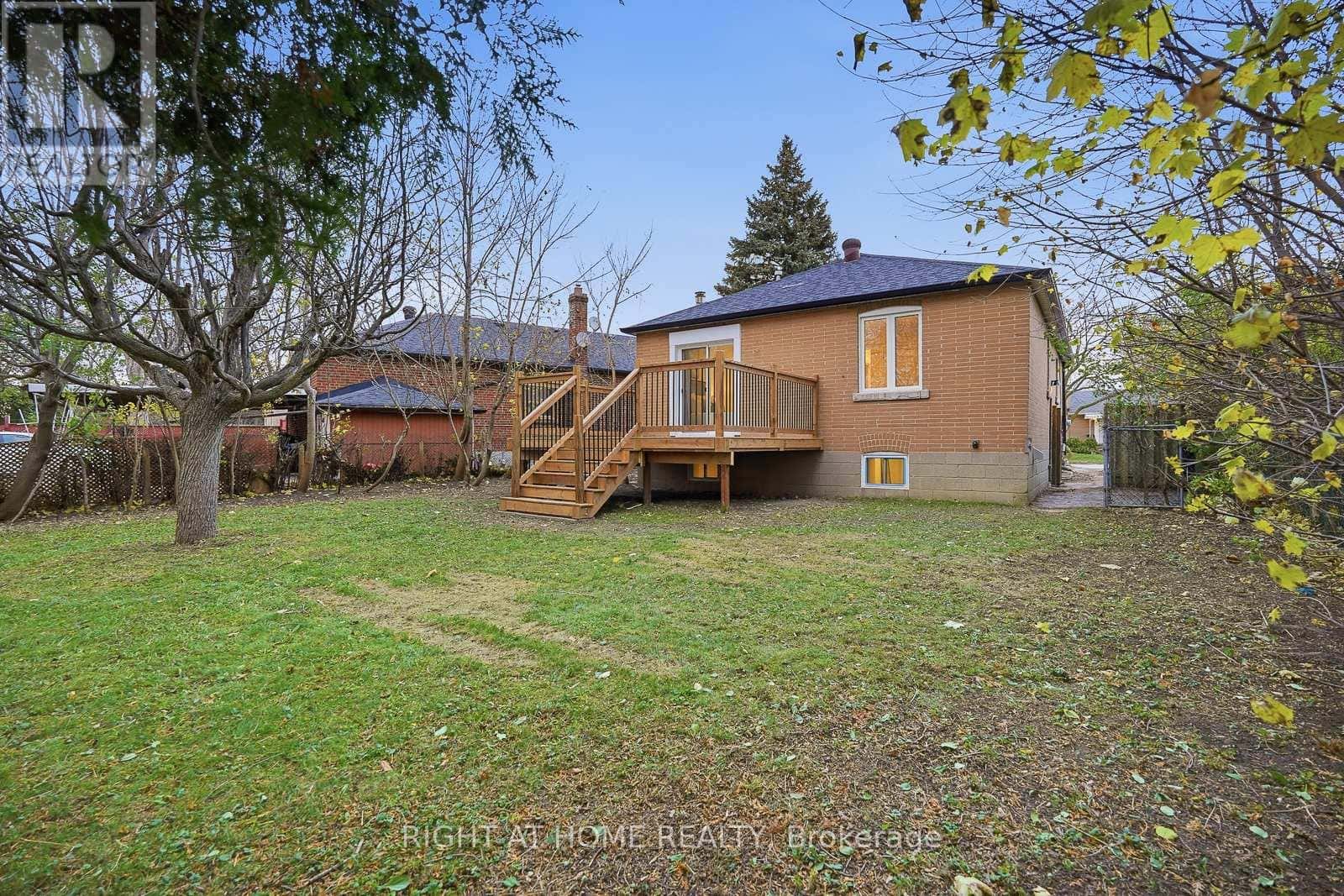 162 TOWER DRIVE — Toronto (Wexford-Maryvale), Ontario - Photo 4 of 50