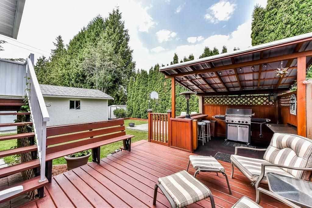 12895 98A AVENUE — Surrey, British Columbia - Photo 2 of 2