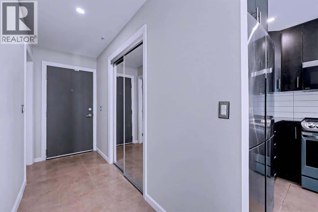 2210, 210 15 Avenue SE — Calgary, Alberta - Photo 3 of 49