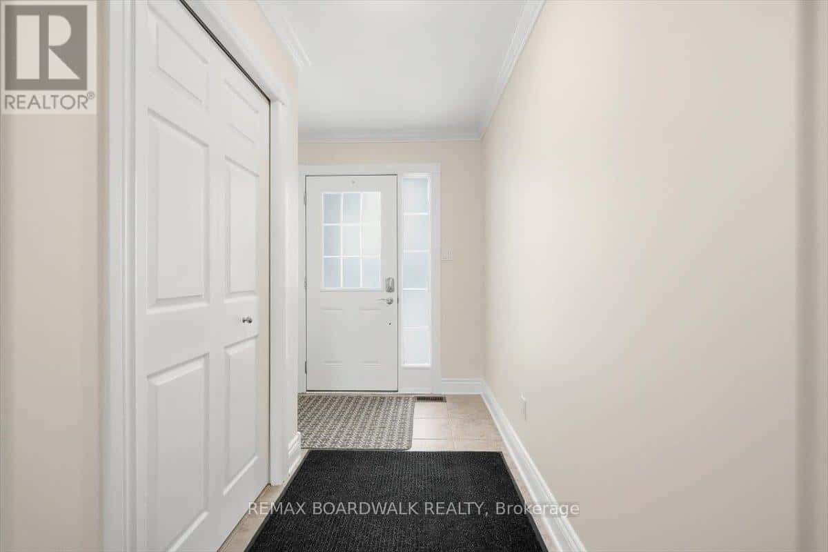 110 TEMPLETON COURT — North Grenville, Ontario - Photo 4 of 37