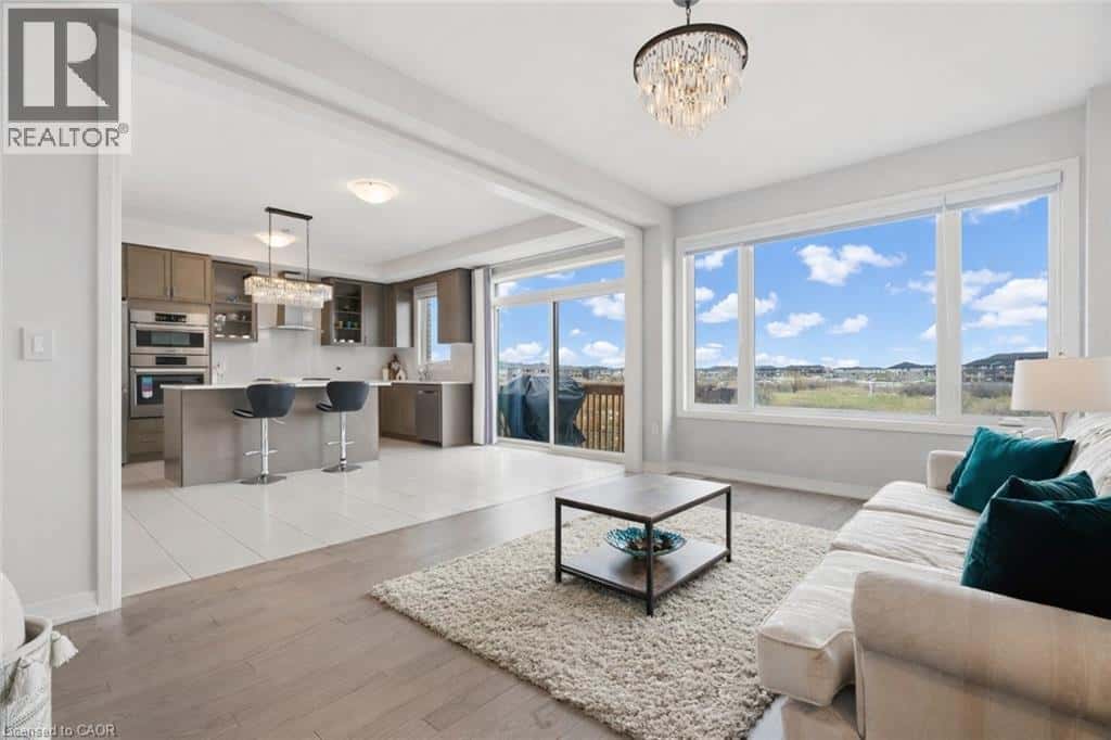 43 BLACKBURN Street — Cambridge, Ontario - Photo 5 of 50