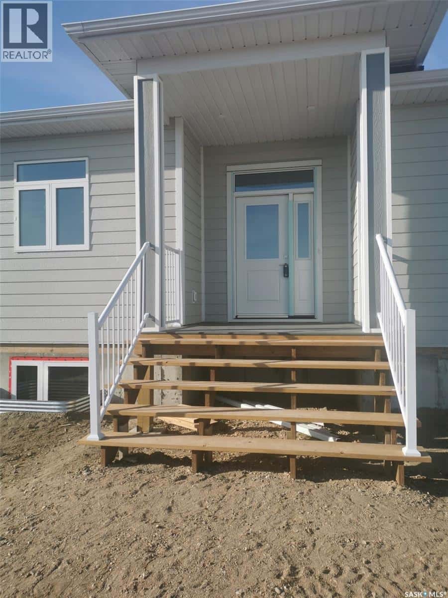 52 Sunset Acres LANE — Last Mountain Lake East Side, Saskatchewan - Photo 4 of 50