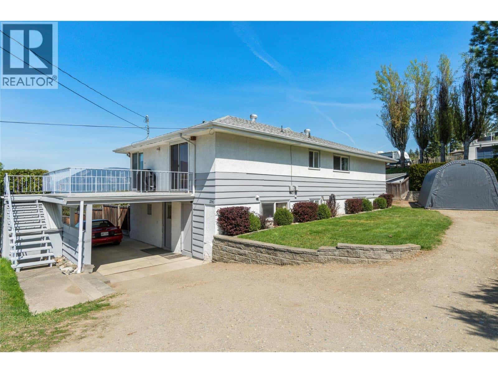 1290 15 Street SE — Salmon Arm, British Columbia - Photo 3 of 78