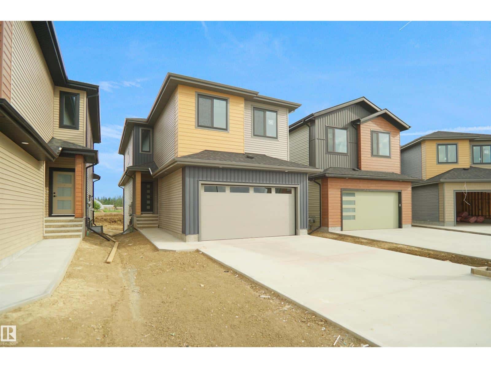 9 AXELWOOD CR — Spruce Grove, Alberta - Photo 2 of 42