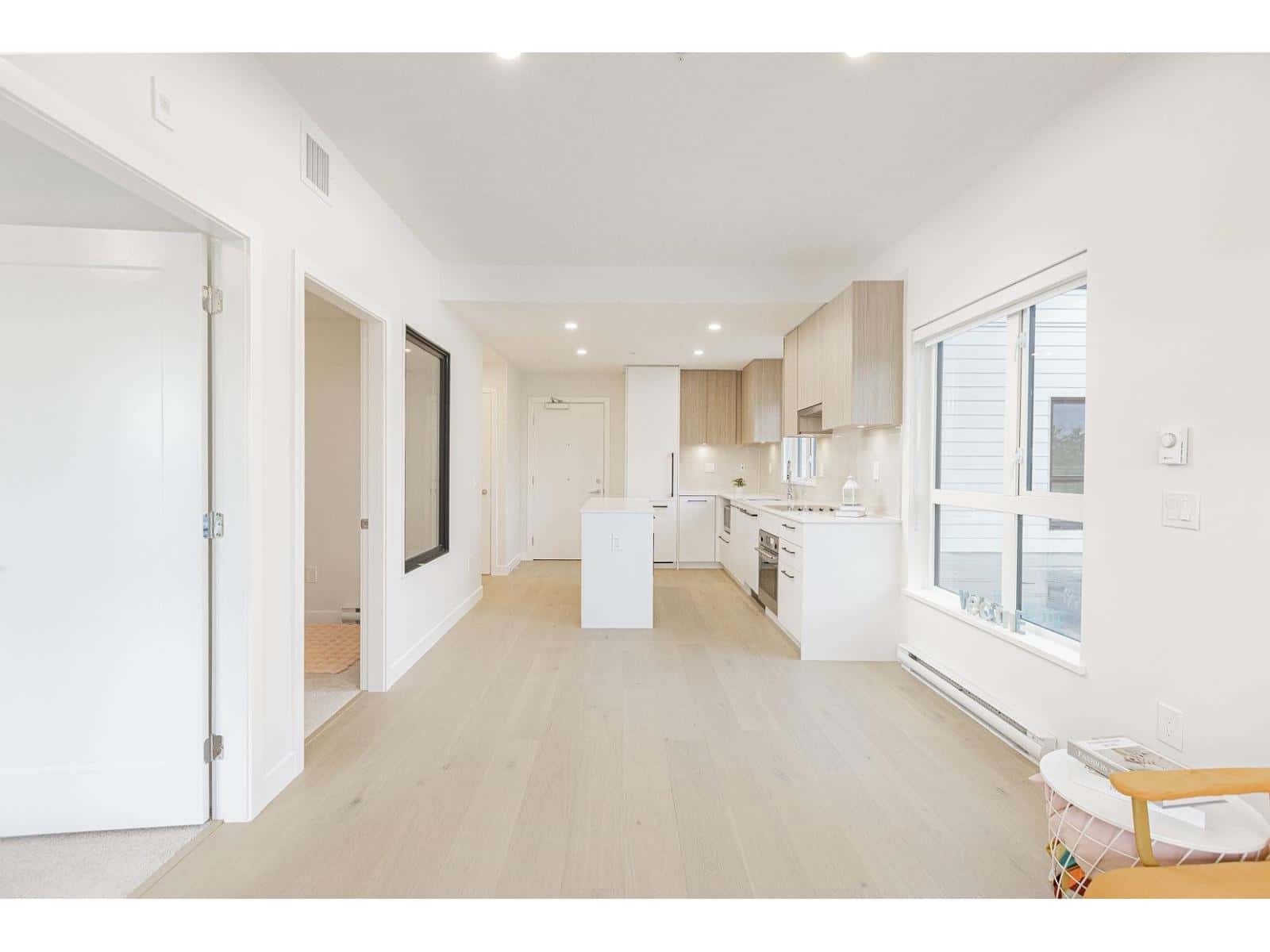 508 5398 207 STREET — Langley, British Columbia - Photo 5 of 35