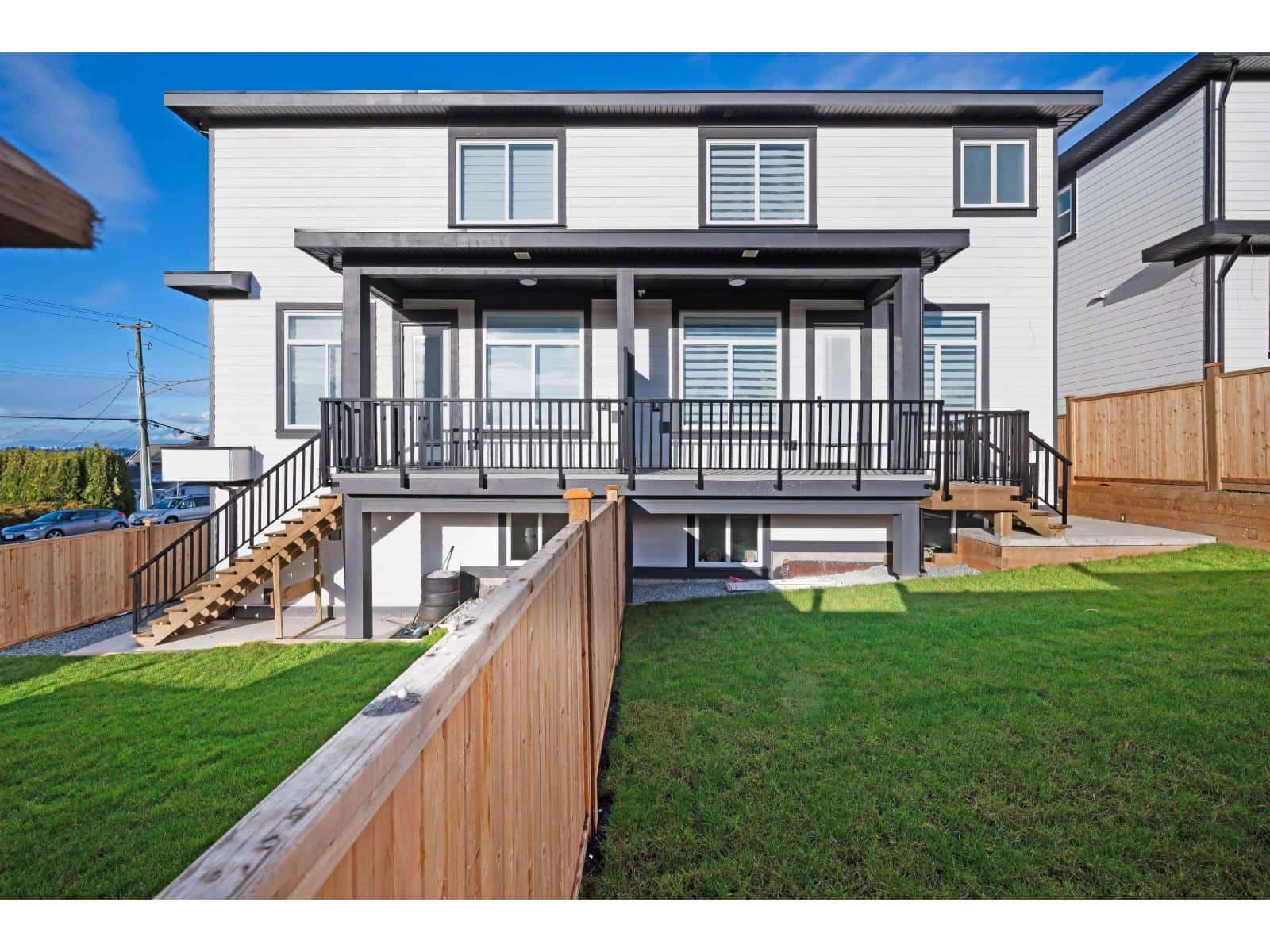 102 18002 63B AVENUE — Surrey, British Columbia - Photo 5 of 39