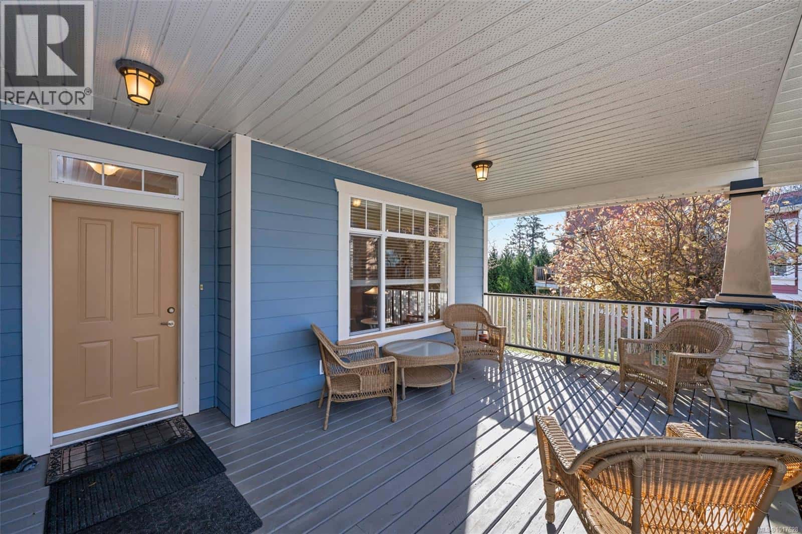 6479 Cedarview Pl — Sooke, British Columbia - Photo 3 of 60