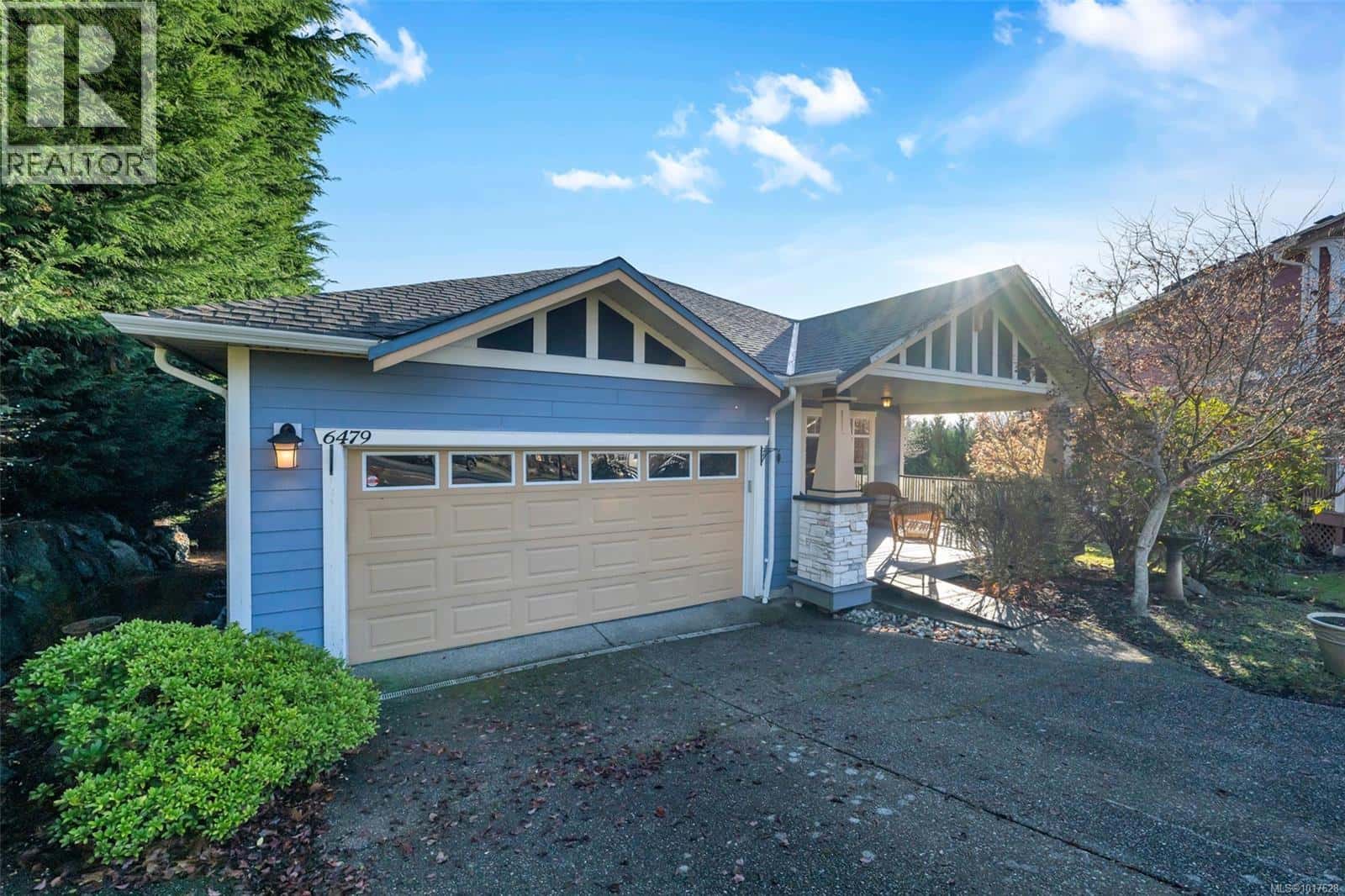 6479 Cedarview Pl — Sooke, British Columbia - Photo 2 of 60