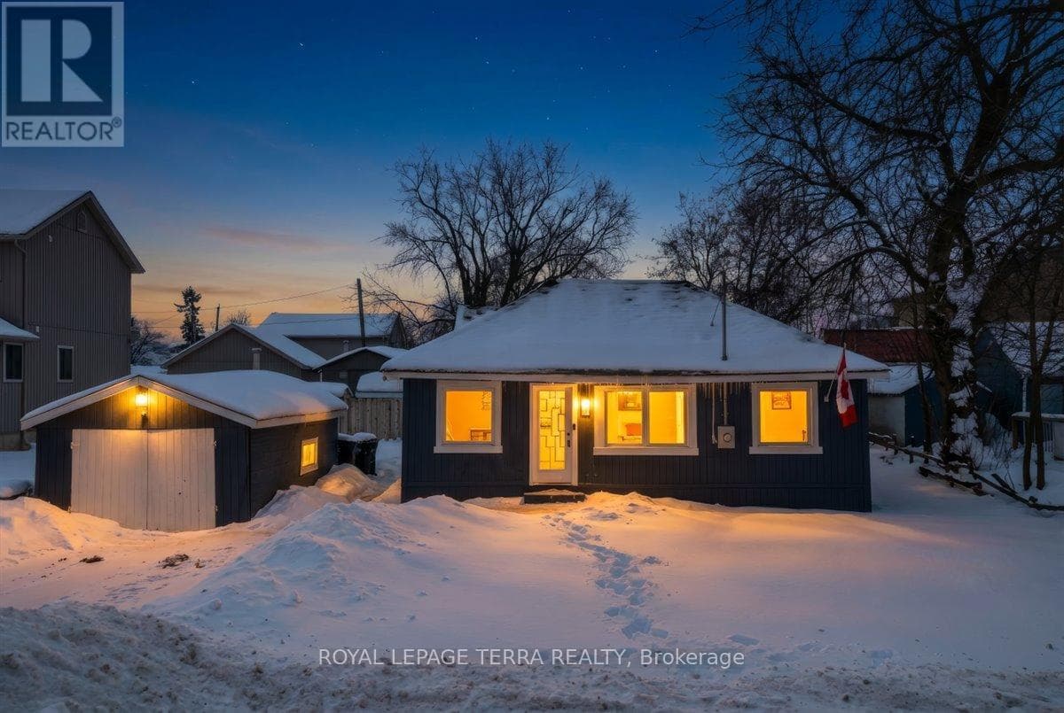 999 EWART STREET — Innisfil, Ontario - Main photo