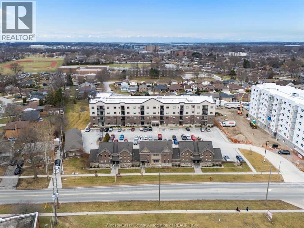 8475 Wyandotte STREET East Unit# 111 — Windsor, Ontario - Photo 5 of 38