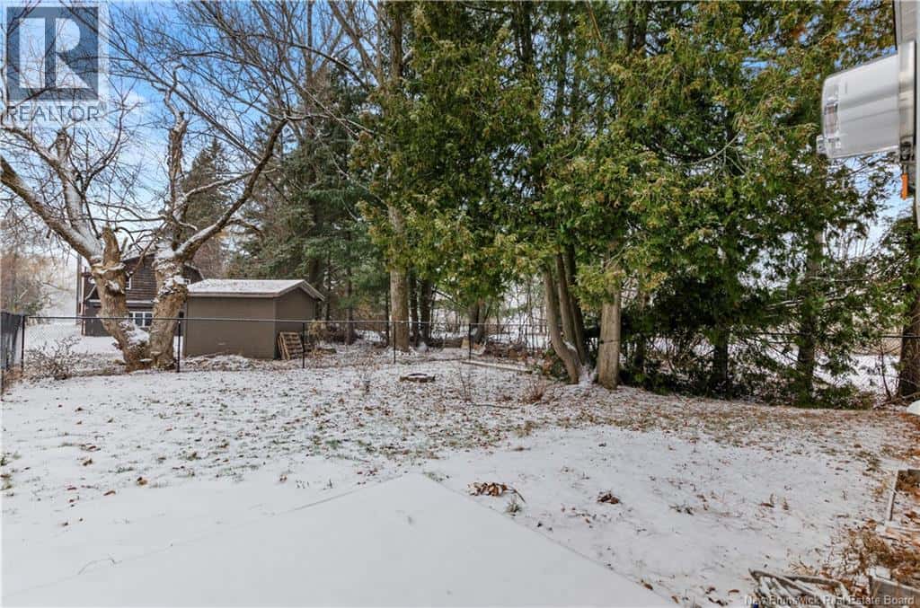 124 Riverside Drive — Fredericton, New Brunswick - Photo 3 of 28