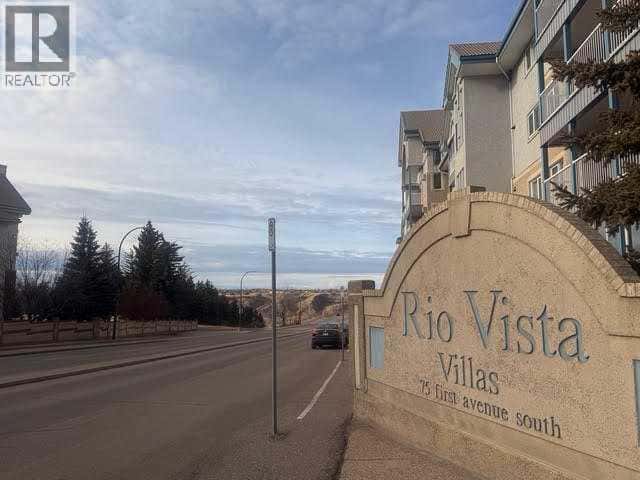 208, 75 1 Avenue S — Lethbridge, Alberta - Photo 3 of 40