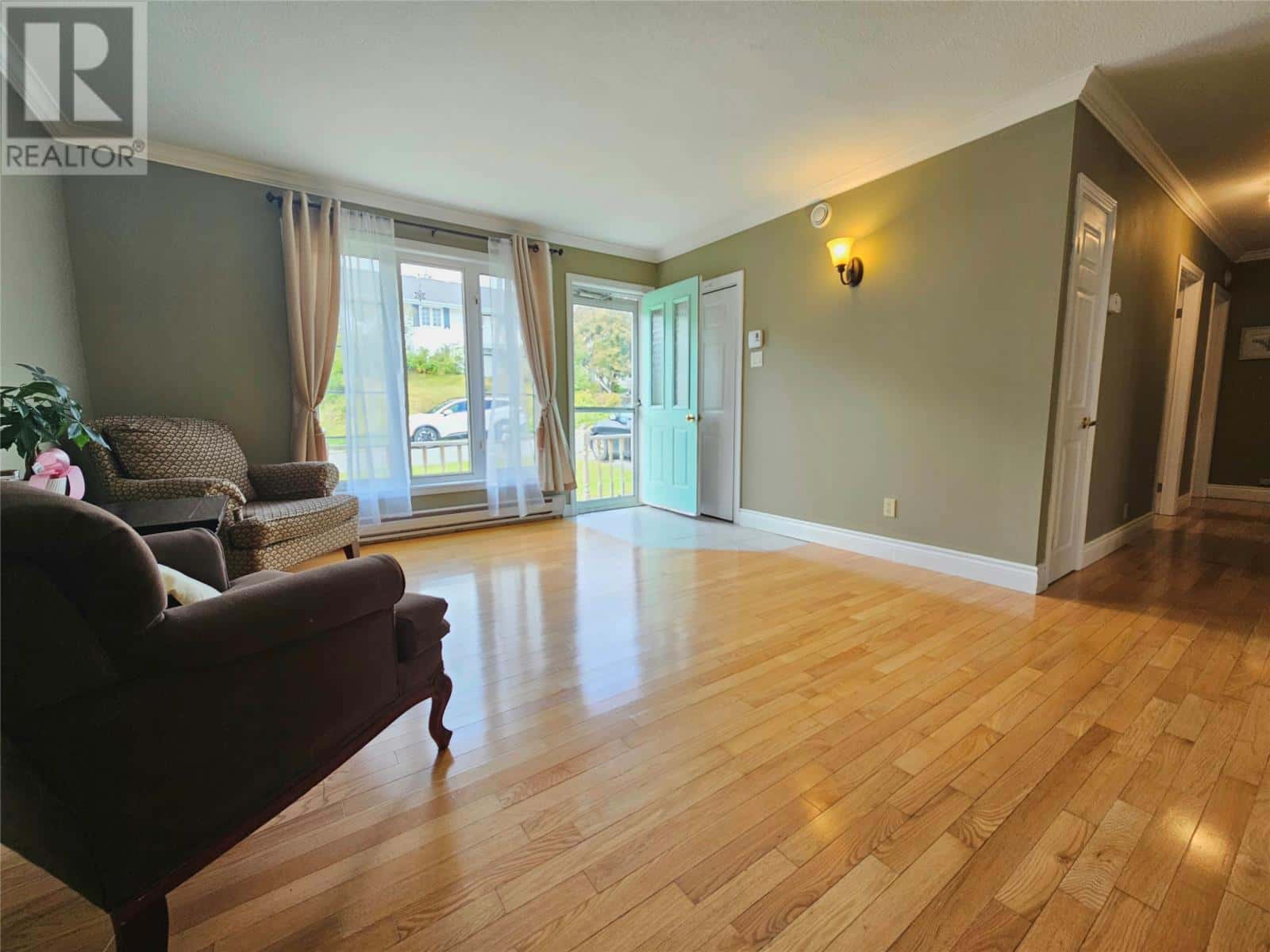 52 Atlantic Avenue — Corner Brook, Newfoundland & Labrador - Photo 3 of 28