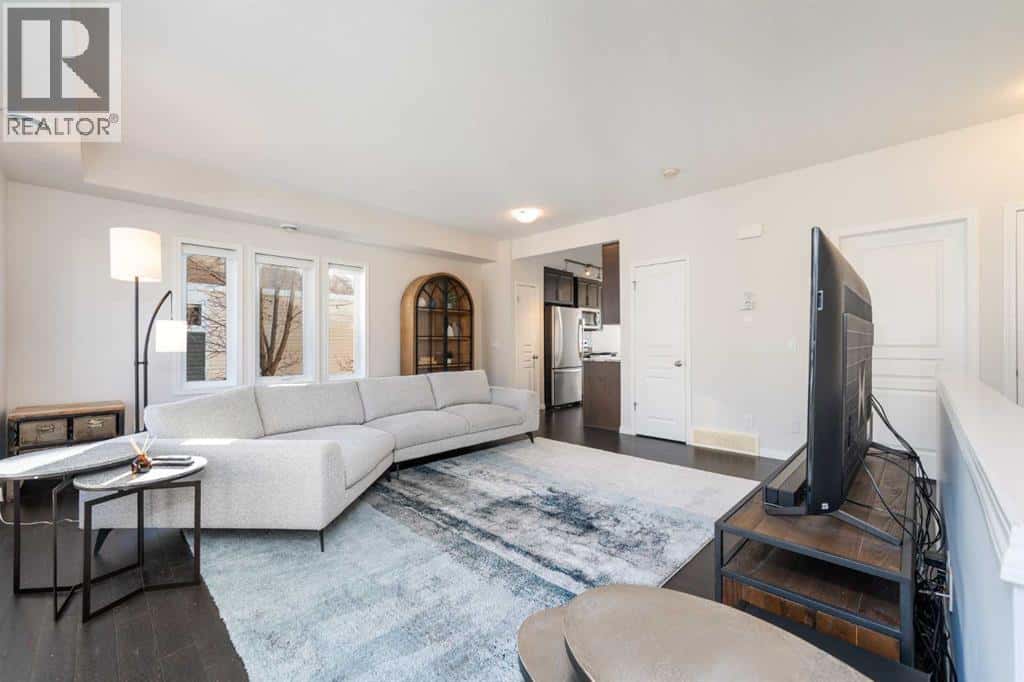 917 Auburn Bay Square SE — Calgary, Alberta - Photo 4 of 27