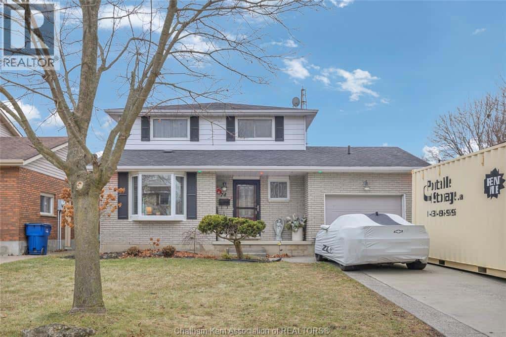 74 Bruinsma AVENUE — Chatham, Ontario - Photo 3 of 45