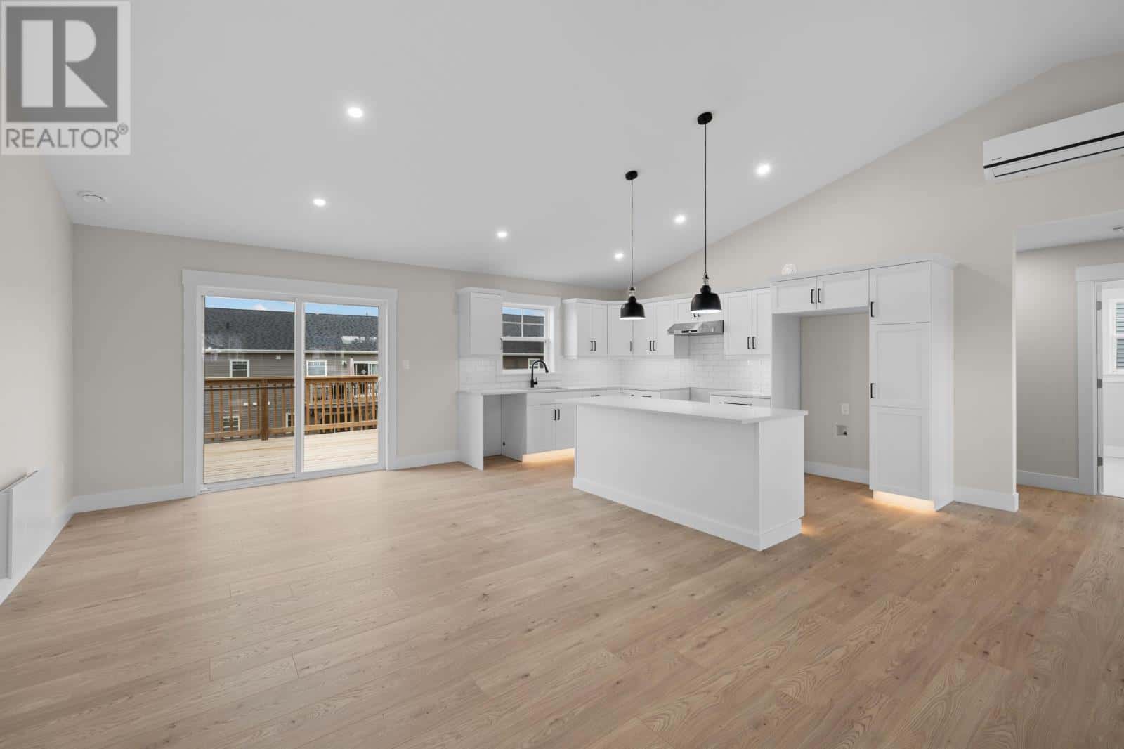 29 Bridget Drive — Charlottetown, Prince Edward Island - Photo 5 of 45