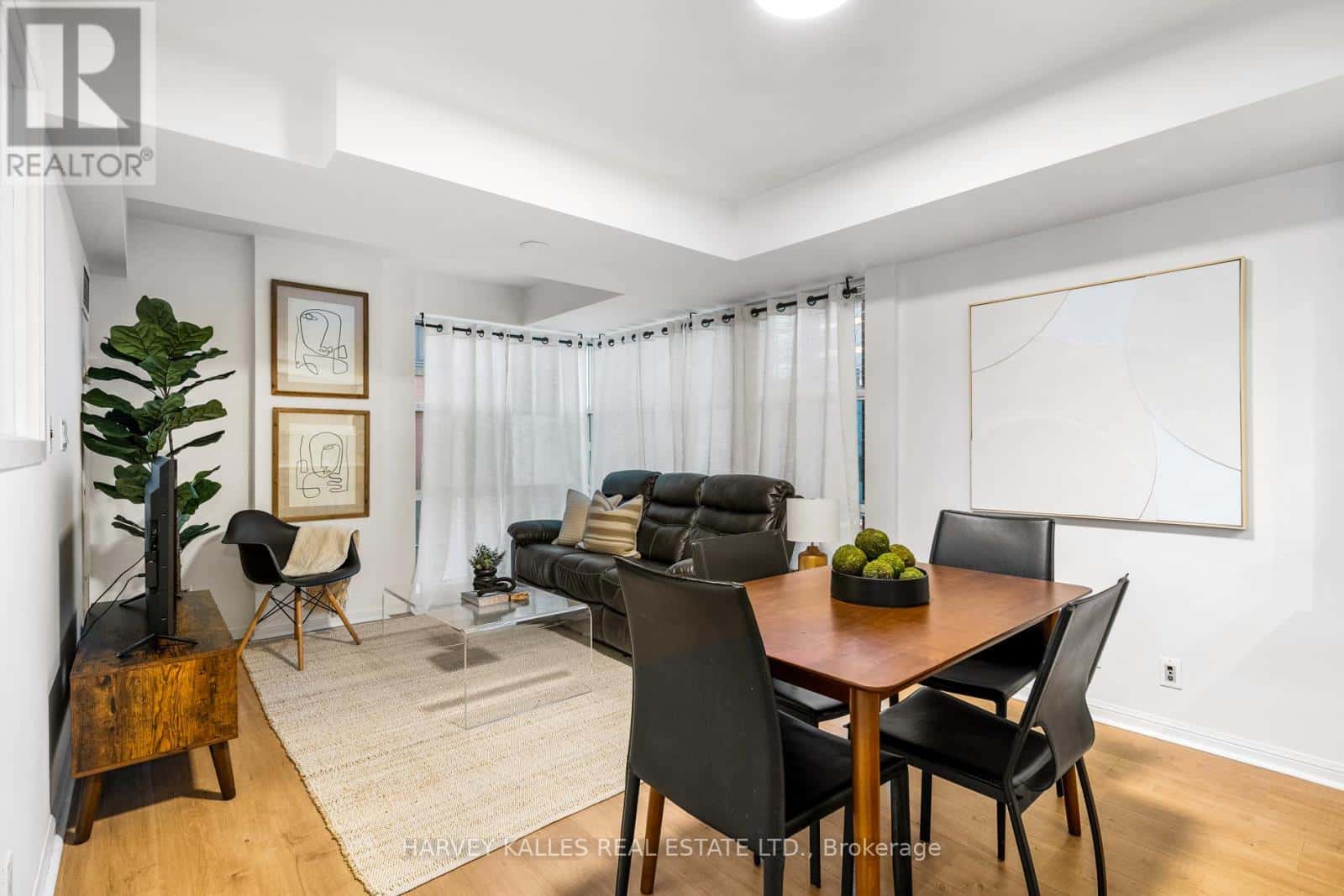 618 - 11 ST JOSEPH STREET — Toronto (Bay Street Corridor), Ontario - Photo 3 of 44