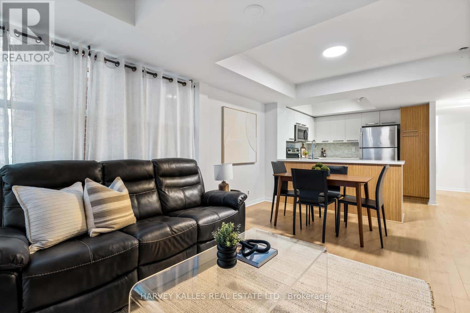 618 - 11 ST JOSEPH STREET — Toronto (Bay Street Corridor), Ontario - Photo 5 of 44