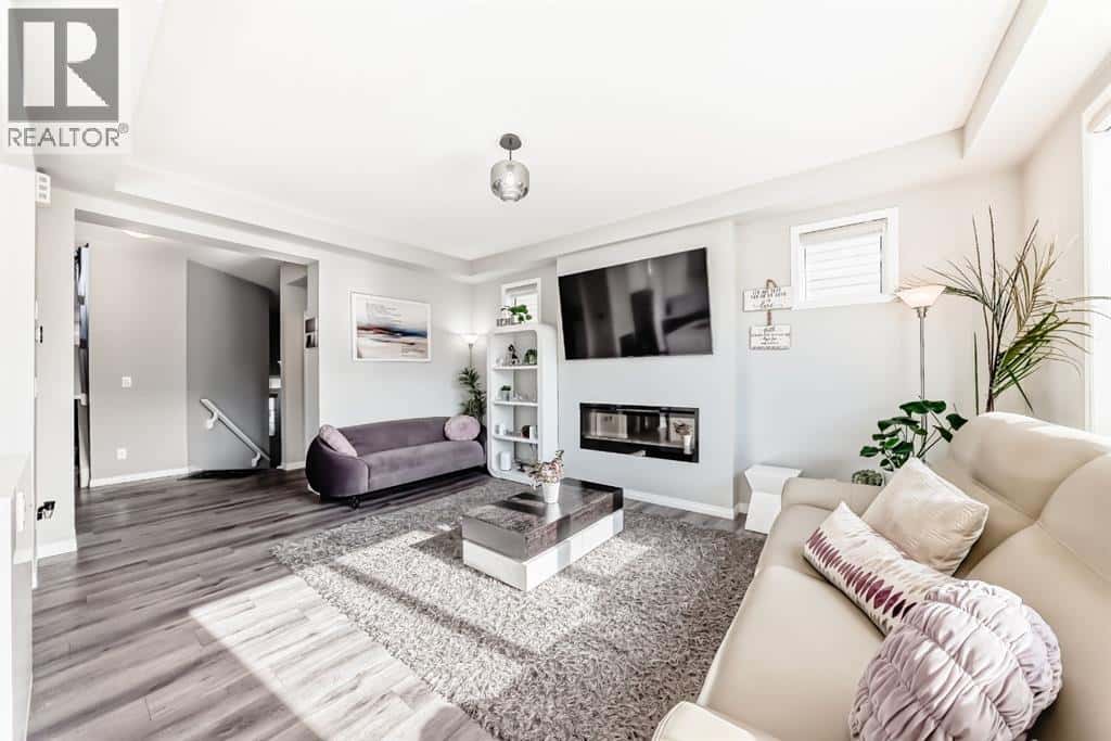 127 Carrington Crescent NW — Calgary, Alberta - Photo 3 of 50