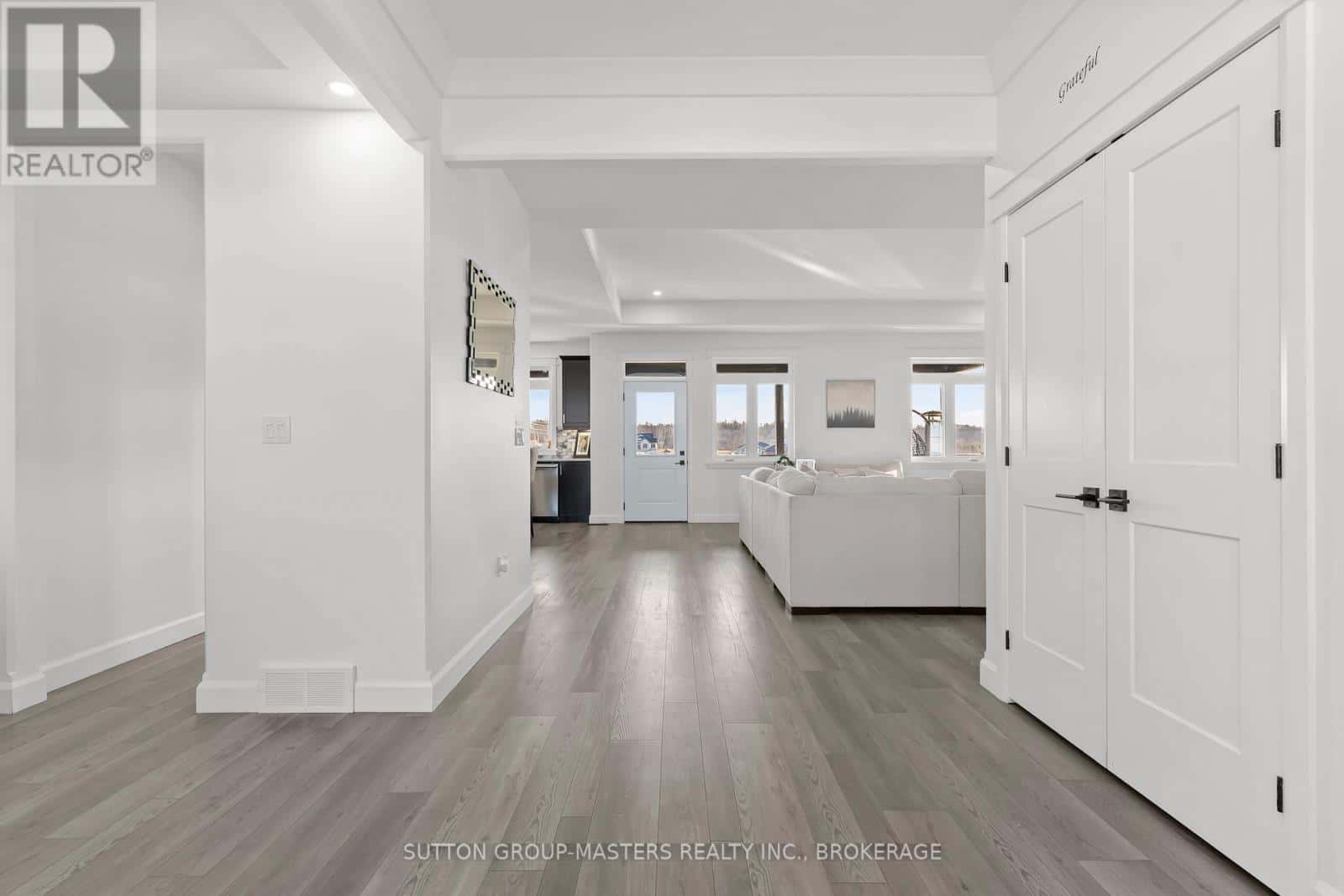 119 HINEMAN STREET — Kingston (City North of 401), Ontario - Photo 3 of 49