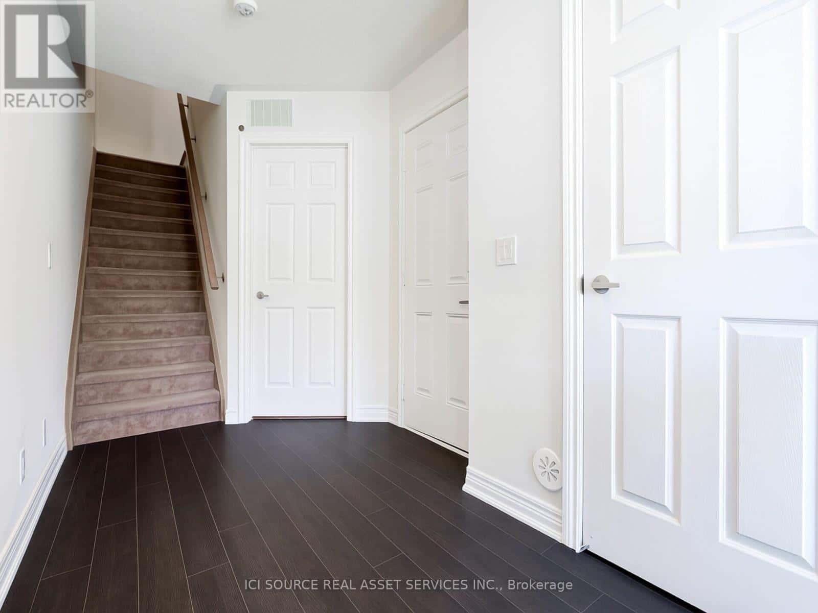 71 TABARET CRESCENT — Oshawa (Windfields), Ontario - Photo 4 of 24