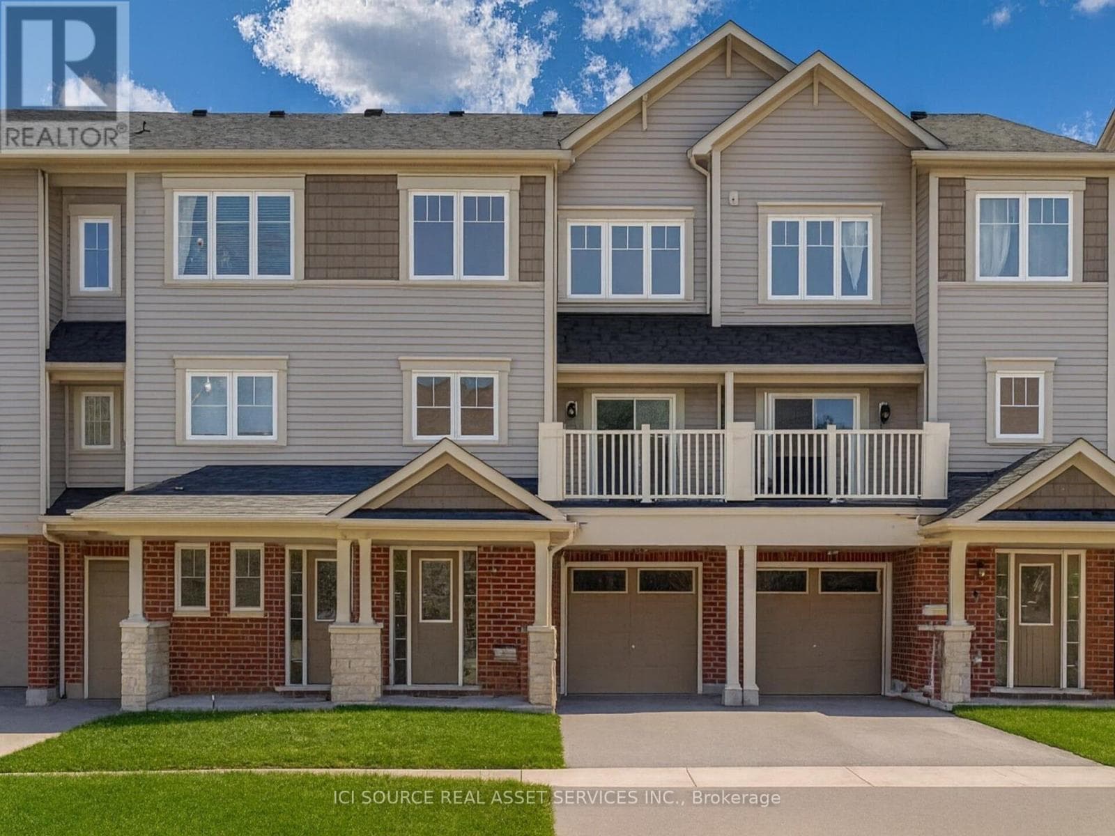 71 TABARET CRESCENT — Oshawa (Windfields), Ontario - Main photo