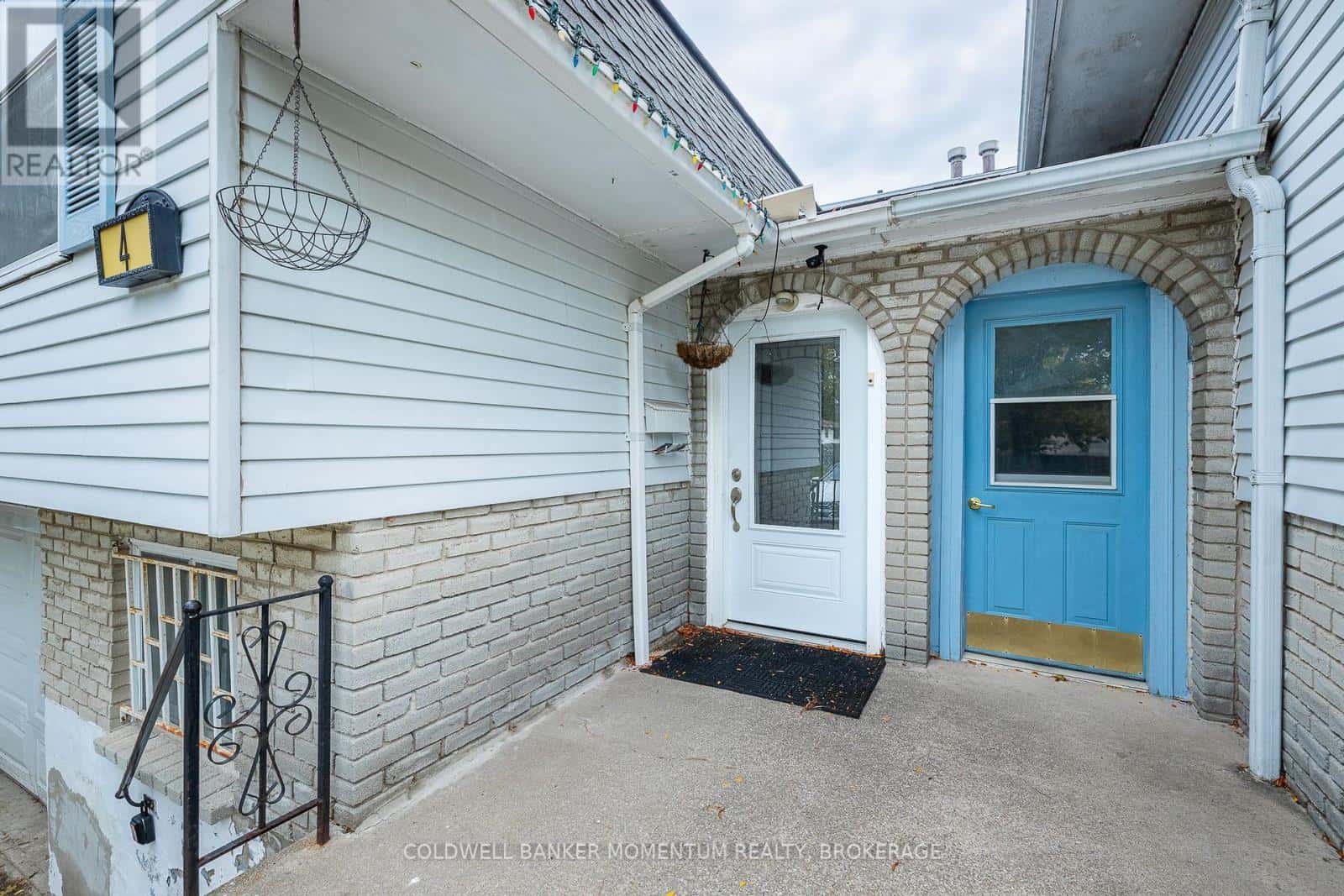 4 KERWIN GATE — St. Catharines (Lakeport), Ontario - Photo 4 of 42