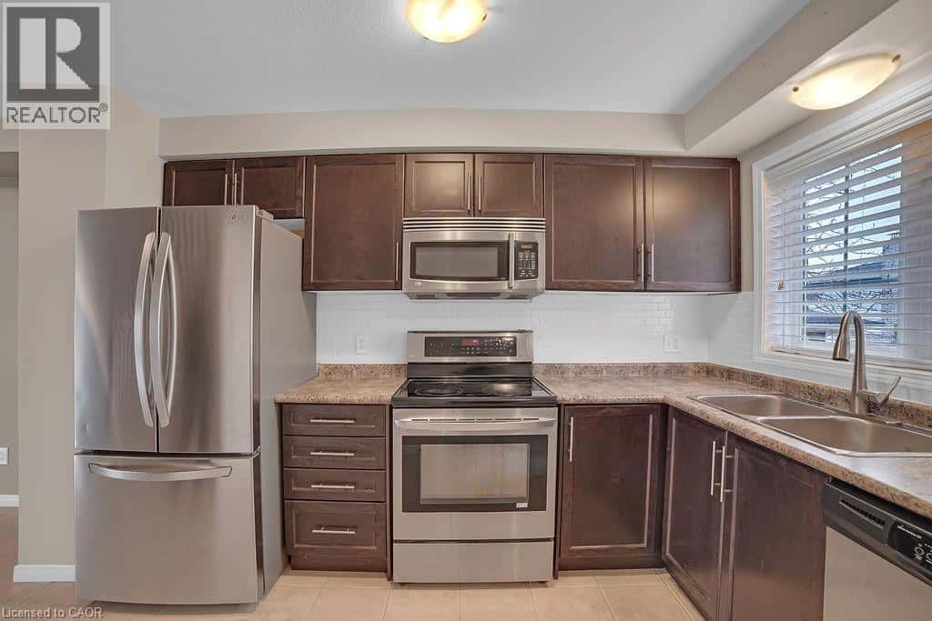 1328 UPPER SHERMAN Avenue Unit# 19 — Hamilton, Ontario - Photo 5 of 45