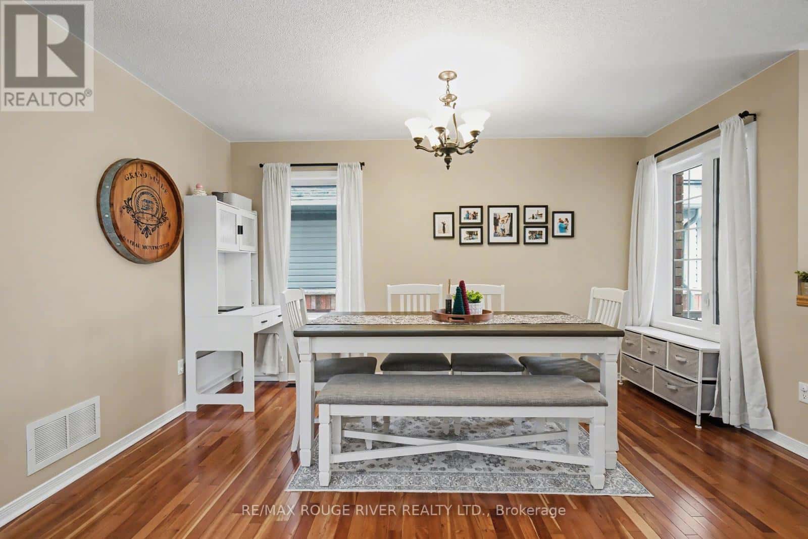 78 COOK STREET — Kawartha Lakes (Lindsay), Ontario - Photo 5 of 47